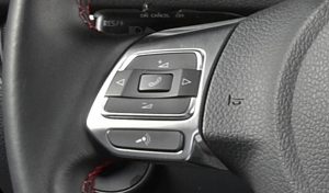 Anbindung Multifunktionslenkrad, Multifunction steering wheel